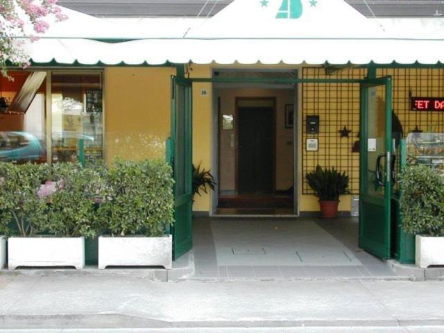 Albergo Dolomiti Lido di Jesolo Luaran gambar